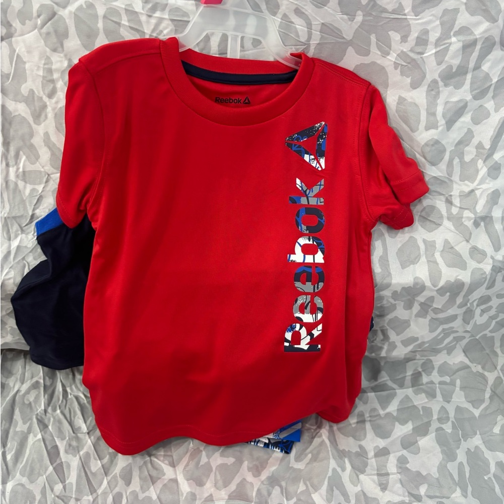 Reebok boys 3 pc set includeset